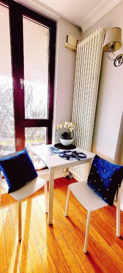 Homecomfort Atlantic Room Warszawa Exteriör bild