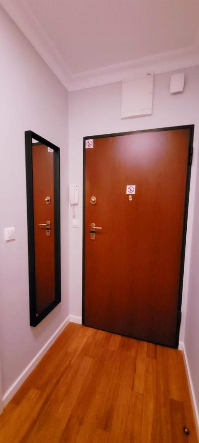 Homecomfort Atlantic Room Warszawa Exteriör bild